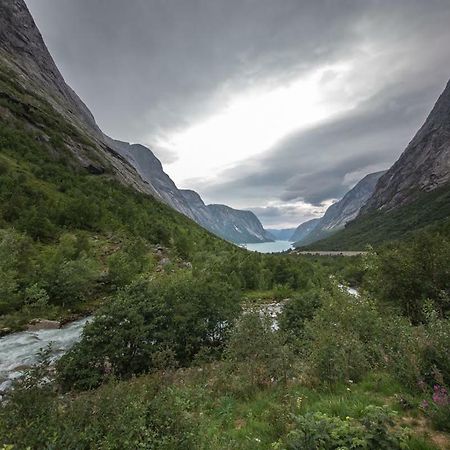 Hytta Alis 호텔 Lærdalsøyri 외부 사진